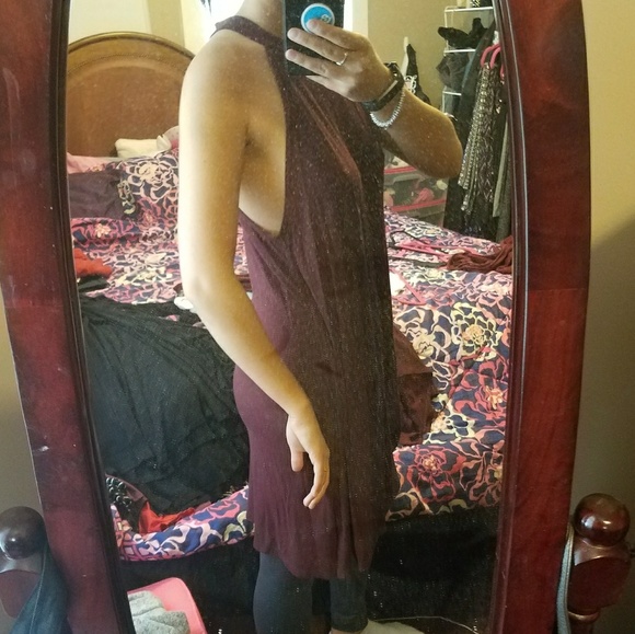 Maroon mock turtleneck sleeveless dress - Picture 3 of 4